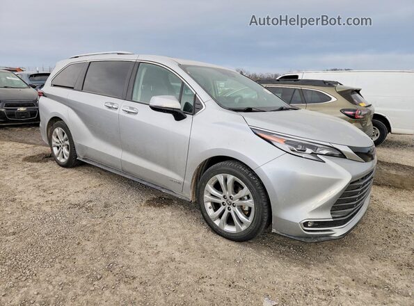 5TDERKEC5MS053774 2021 TOYOTA SIENNA Silver Front right