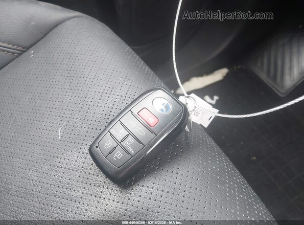 5TDERKEC6SS260770 2025 TOYOTA SIENNA White Вид панелі приладів