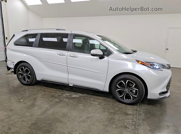 5TDESKFC6TS236604 2026 TOYOTA SIENNA Белый Передняя правая четверть