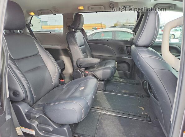 5TDEZ3DC5LS235822 2020 TOYOTA SIENNA Gray უკანა სალონის ხედი