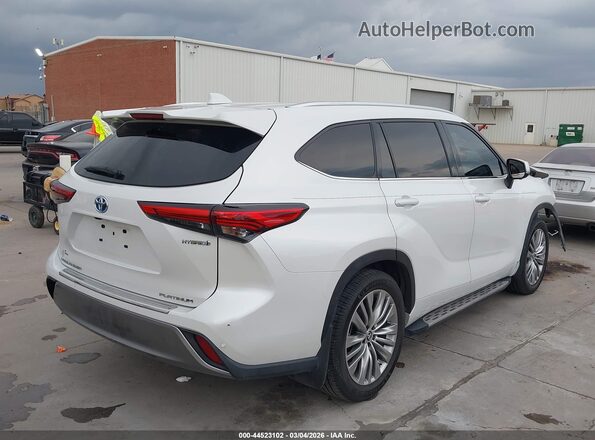 5TDFARAH2PS020676 2023 TOYOTA HIGHLANDER HYBRID White Rear right