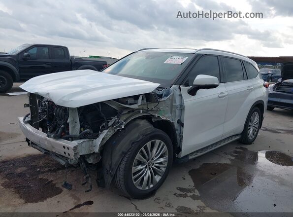 5TDFARAH2PS020676 2023 TOYOTA HIGHLANDER HYBRID White Front left