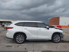 2023 Toyota Highlander Hybrid Platinum White vin: 5TDFARAH2PS020676