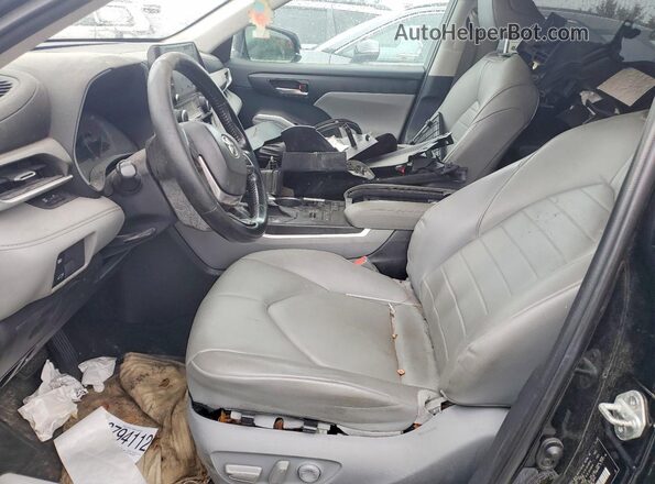 5TDHZRBH8LS503177 2020 TOYOTA LE Black Front interior view