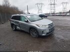 2018 Toyota Highlander Xle Silver vin: 5TDJZRFH2JS892553