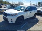 2019 Toyota Highlander Se White vin: 5TDJZRFH2KS975336