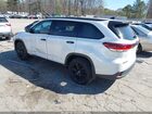 2019 Toyota Highlander Se White vin: 5TDJZRFH2KS975336