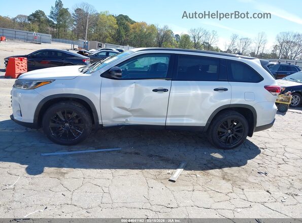 5TDJZRFH2KS975336 2019 TOYOTA HIGHLANDER White უკანა სალონის ხედი