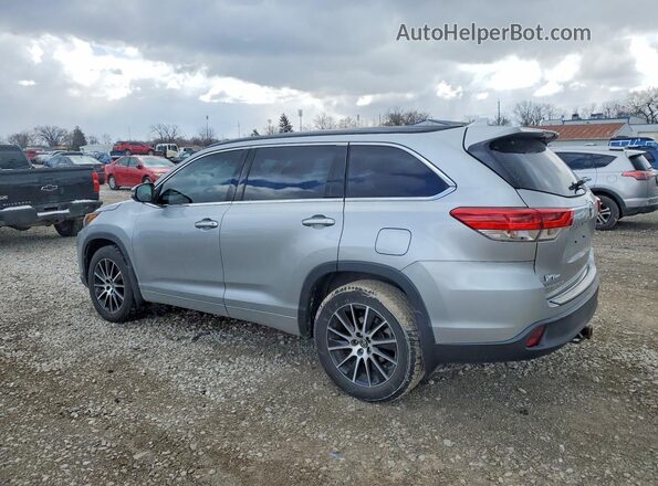5TDJZRFH7HS378790 2017 TOYOTA HIGHLANDER Серебряный Задняя левая четверть