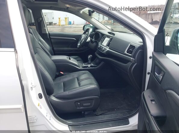 5TDJZRFHXHS409546 2017 TOYOTA HIGHLANDER White წინა სალონის ხედი