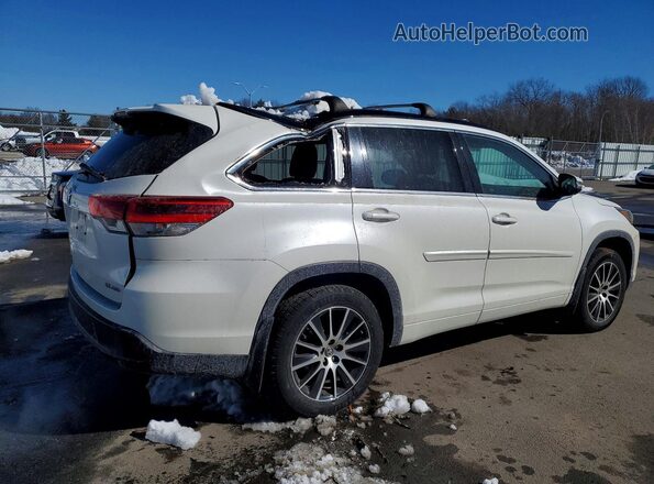 5TDJZRFHXJS547593 2018 TOYOTA HIGHLANDER White Trasero derecho