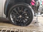 2025 Toyota Highlander Xse Серебряный vin: 5TDKDRBH1SS581612 Damage: Right Front Tire, Flat, Repair Required