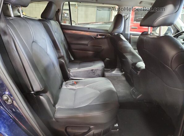 5TDKDRBH2SS582624 2025 TOYOTA HIGHLANDER Синий Вид задней части салона