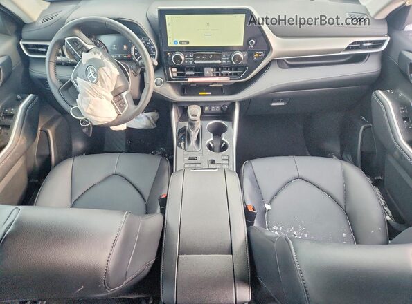 5TDKDRBH2SS583806 2025 TOYOTA HIGHLANDER Зеленый Вид панели приборов
