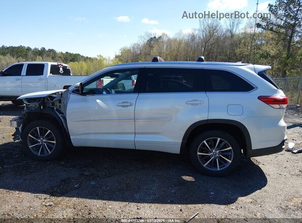 5TDKZRFH0JS540902 2018 TOYOTA LE White 