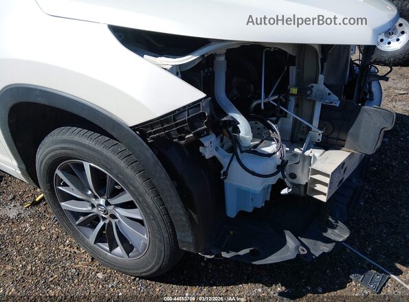 5TDKZRFH0JS540902 2018 TOYOTA LE White 