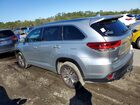 2018 Toyota Highlander Se Gray vin: 5TDKZRFH4JS546931