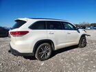 2018 Toyota Highlander Se White vin: 5TDKZRFH7JS542176