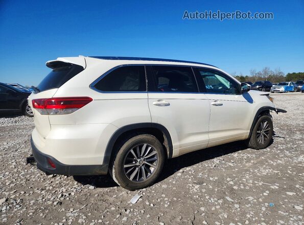 5TDKZRFH7JS542176 2018 TOYOTA HIGHLANDER White უკანა მარჯვენა