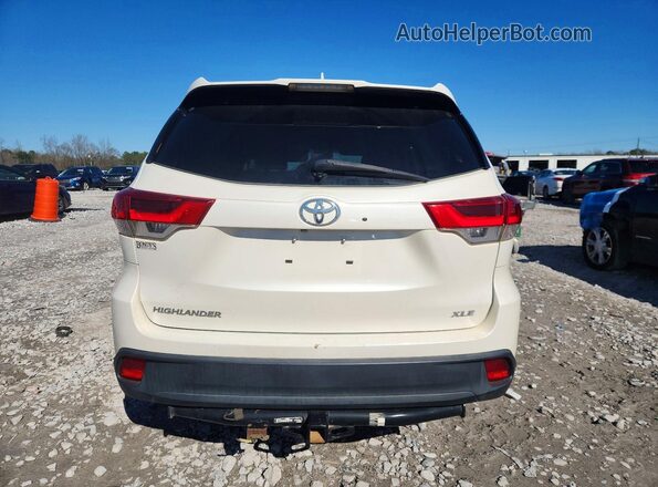 5TDKZRFH7JS542176 2018 TOYOTA HIGHLANDER White უკანა ხედი