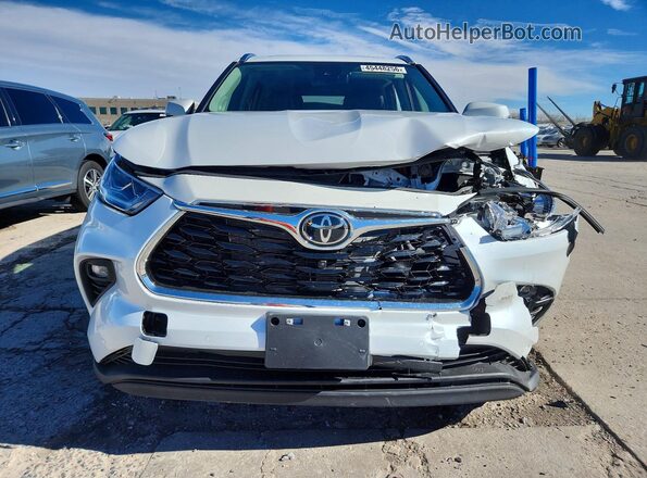 5TDXBRCH3TS705181 2026 TOYOTA LIMITED White Widok z przodu