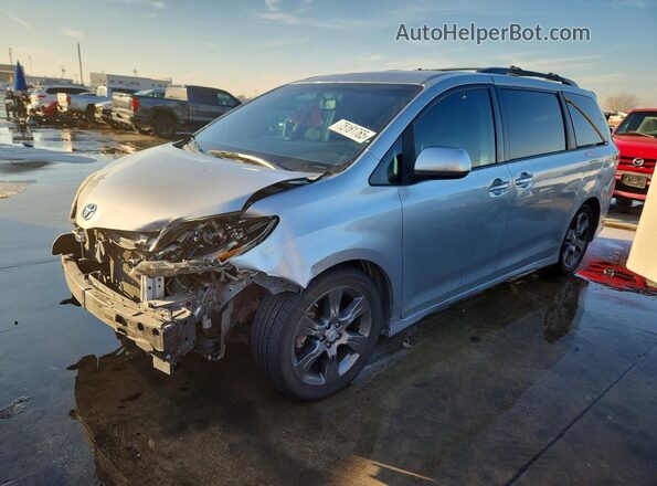 5TDXK3DC2GS725458 2016 TOYOTA SIENNA Silver Przód lewy