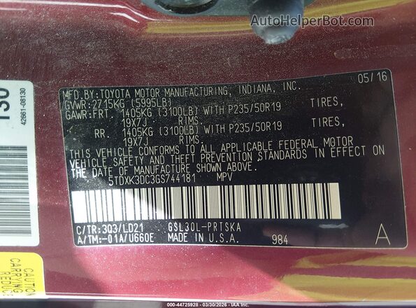 5TDXK3DC3GS744181 2016 TOYOTA SIENNA Red Widok komory silnika
