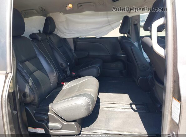 5TDXK3DC8GS700869 2016 TOYOTA SIENNA Gray VIN կոդի պիտակի տեսք