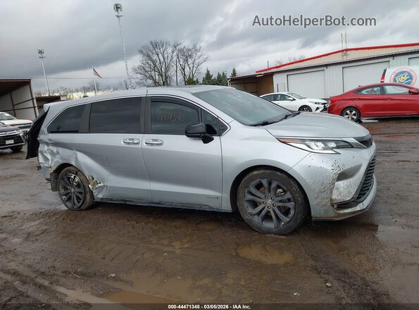 5TDXRKEC5MS005619 2021 TOYOTA SIENNA Серебряный Вид задней части салона