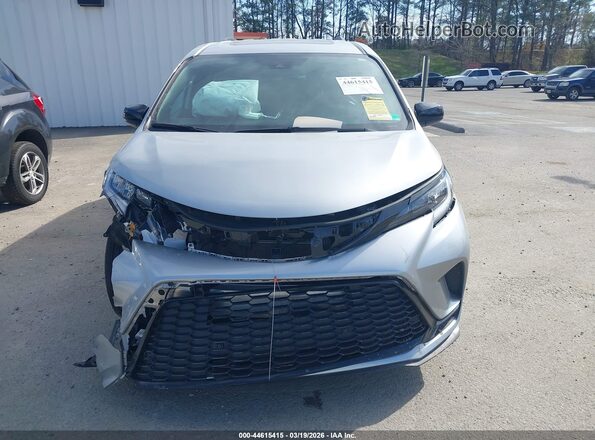 5TDXRKECXSS226422 2025 TOYOTA SIENNA Серебряный Вид щитка приборов