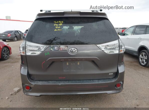5TDXZ3DC1JS911057 2018 TOYOTA SIENNA Gray 