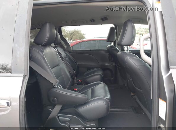 5TDXZ3DC1JS911057 2018 TOYOTA SIENNA Gray VIN sticker view