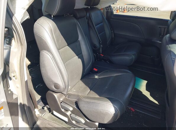 5TDXZ3DC5HS787756 2017 TOYOTA SIENNA Серый Вид наклейки с VIN-кодом