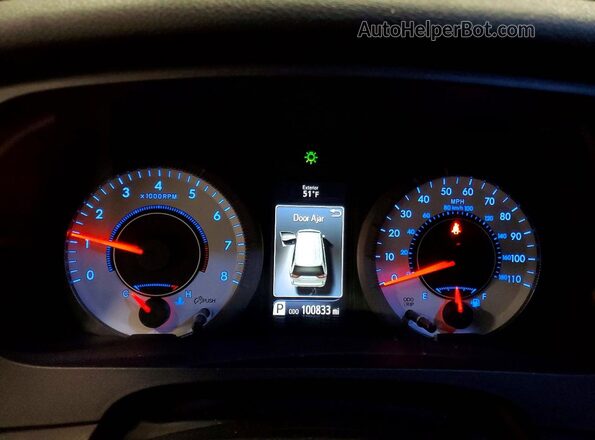 5TDXZ3DCXLS025046 2020 TOYOTA SIENNA White Instrument cluster view