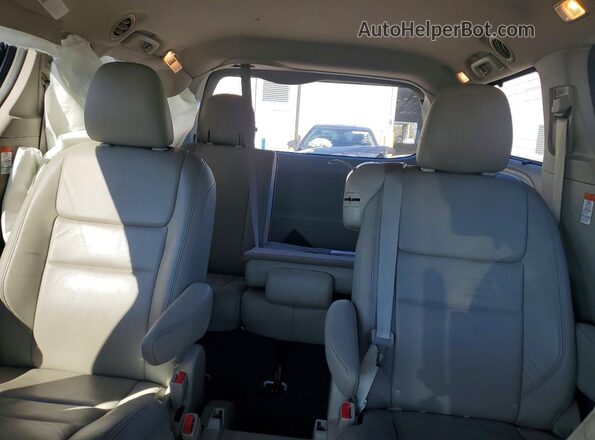 5TDYK3DC3GS744377 2016 TOYOTA SIENNA Белый Вид задних сидений