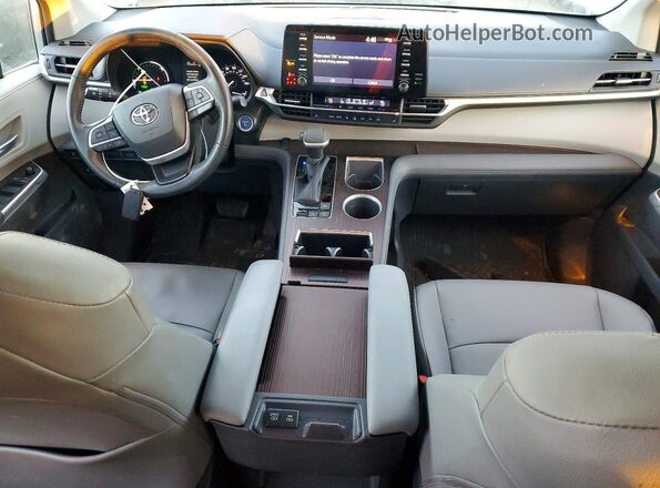 5TDYRKEC2NS085645 2022 TOYOTA SIENNA Silver Vista del salpicadero