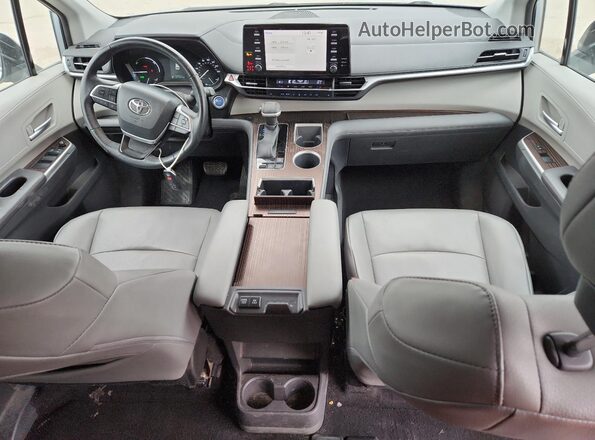 5TDYRKEC3NS094192 2022 TOYOTA SIENNA Silver Вид панелі приладів