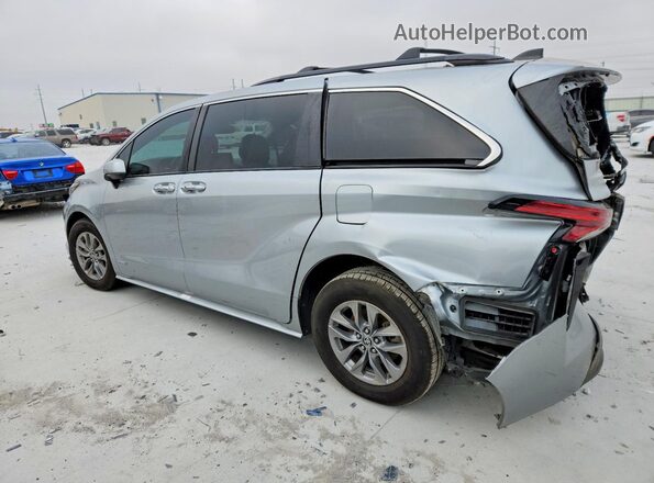 5TDYRKECXMS034781 2021 TOYOTA SIENNA Silver Rear left
