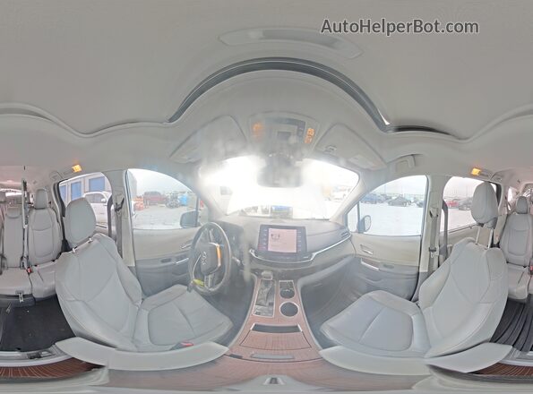 5TDYRKECXMS034781 2021 TOYOTA SIENNA Silver 360 interior view