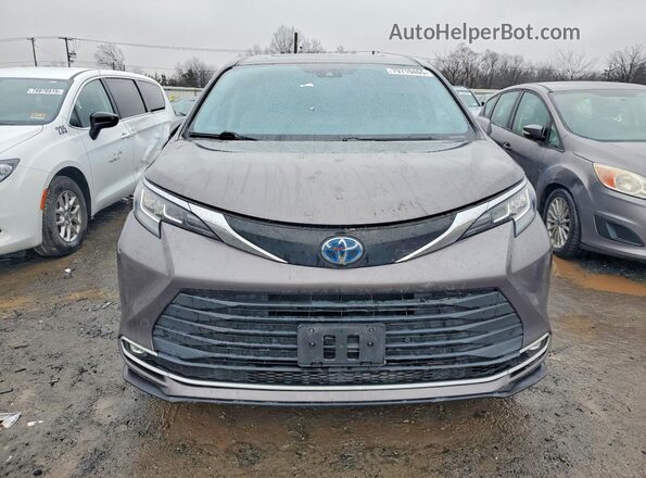 5TDYSKFC5MS007670 2021 TOYOTA SIENNA Серый Вид спереди