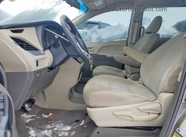 5TDZK3DC9GS750186 2016 TOYOTA SIENNA Серый Вид салона спереди