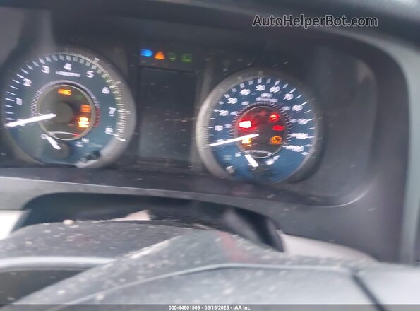 5TDZZ3DC7JS913260 2018 TOYOTA SIENNA Серебряный 