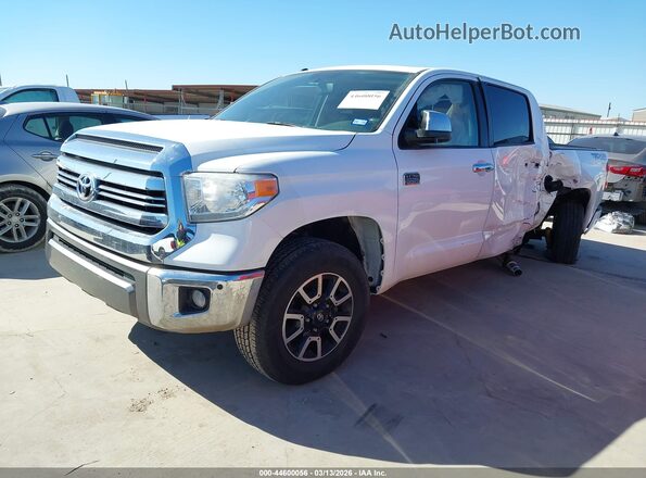 5TFAW5F18GX538849 2016 TOYOTA TUNDRA Белый Передняя левая четверть