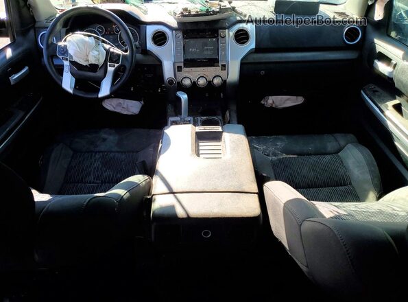 5TFDW5F12HX653722 2017 TOYOTA TUNDRA Черный Вид панели приборов
