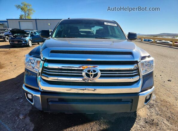 5TFDW5F18HX615427 2017 TOYOTA TUNDRA Серый Вид спереди