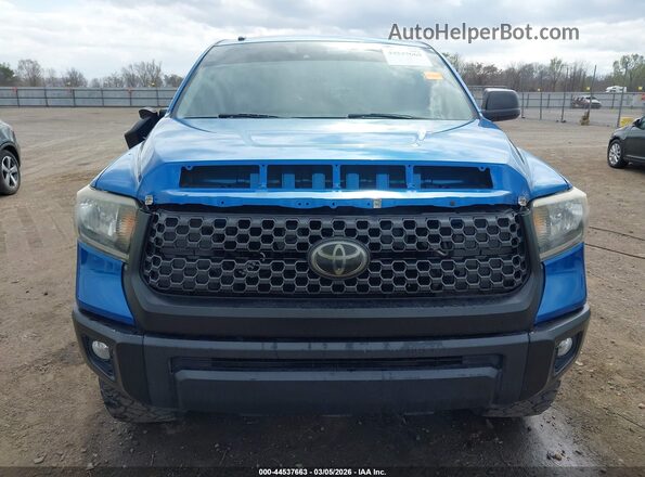 5TFDW5F19JX719155 2018 TOYOTA TUNDRA Синий Вид щитка приборов