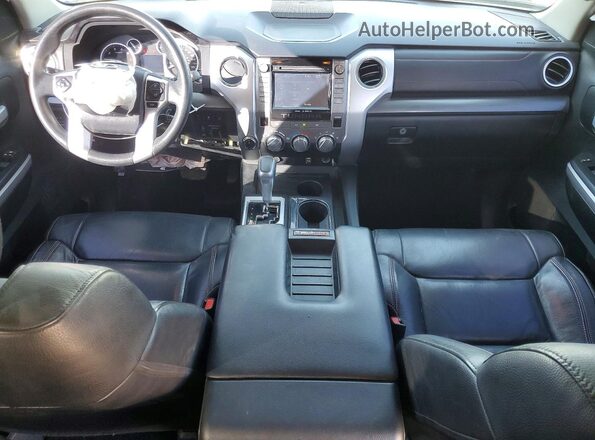 5TFDY5F10HX597967 2017 TOYOTA TUNDRA Белый Вид панели приборов