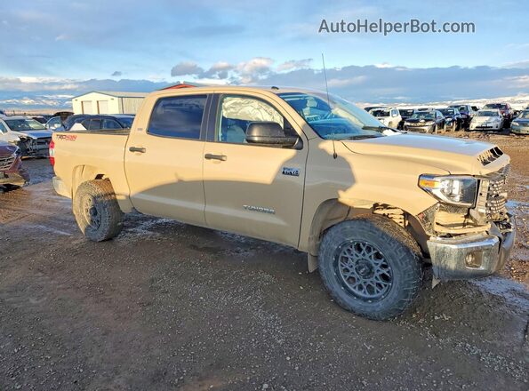 5TFDY5F17JX763570 2018 TOYOTA TUNDRA Бежевый Передняя правая четверть