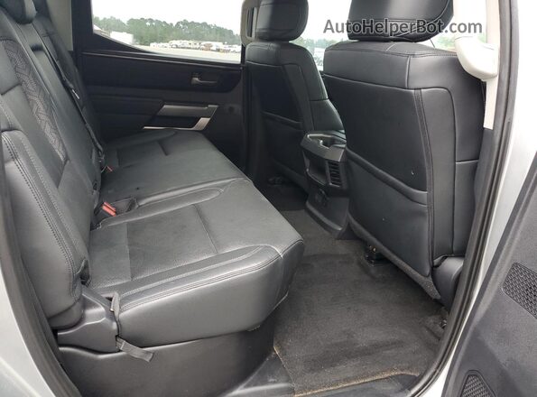 5TFLA5AB2NX002189 2022 TOYOTA TUNDRA Silver Widok tylnych siedzeń