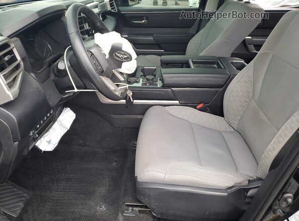 5TFLA5DB0RX204398 2024 TOYOTA TUNDRA Черный Вид салона спереди